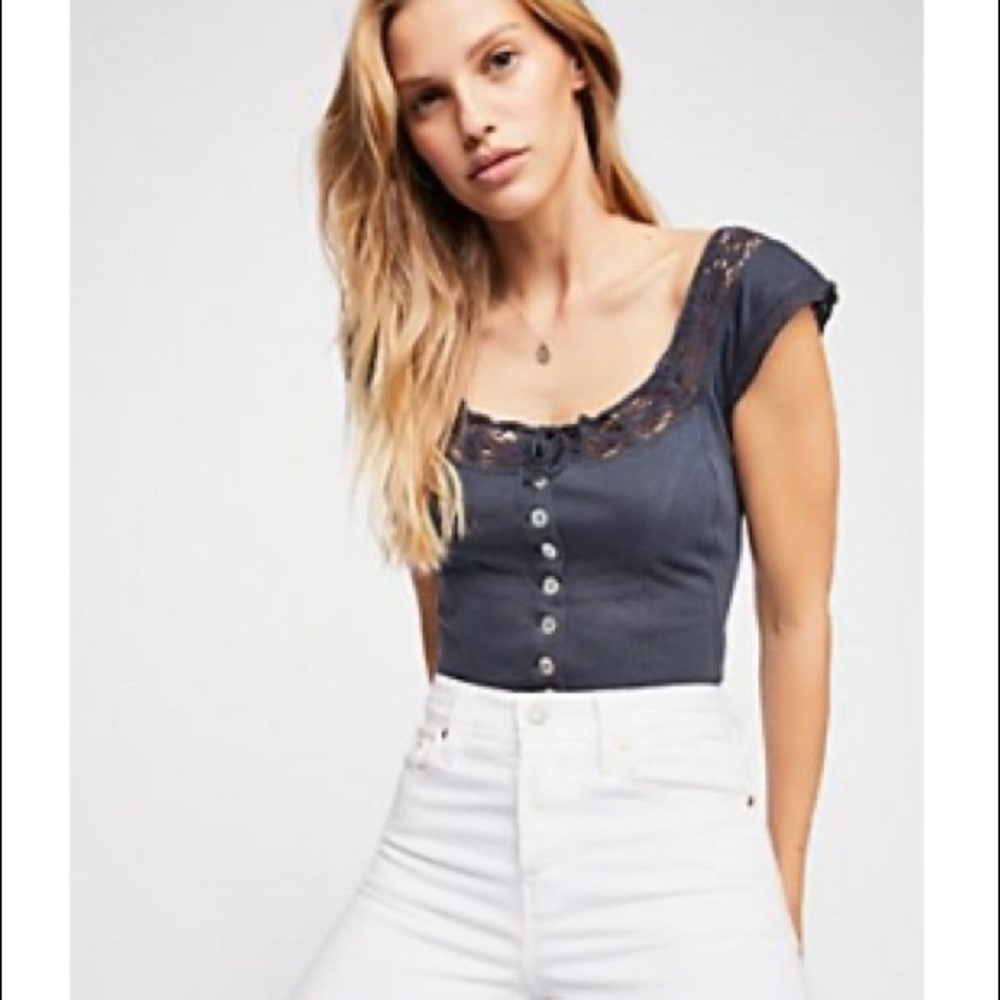 FREE PEOPLE•Bird In Hand Tank